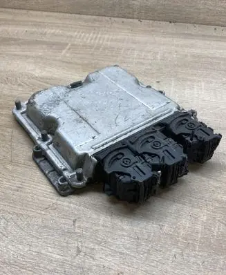 Citroen Xsara Engine control unit/module ECU 9647693180 0281011084