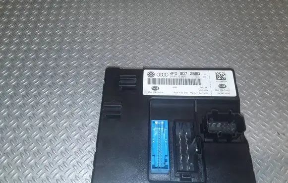 Audi A6 S6 C6 4F Comfort/convenience module 4F0907289D