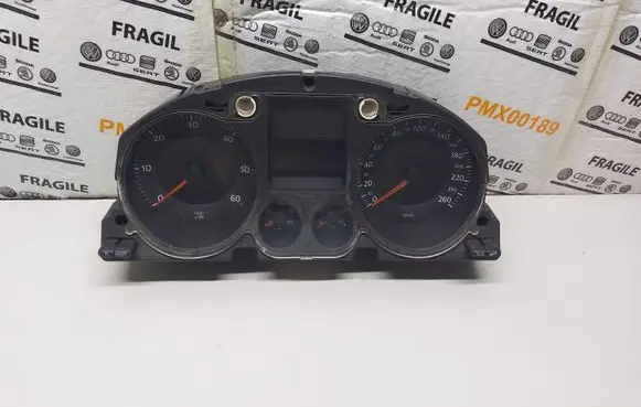 Volkswagen PASSAT B6 Speedometer (instrument cluster) 3C0920