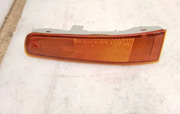 Toyota Camry Front indicator light 8174133011