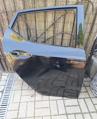 Hyundai i10 Rear door