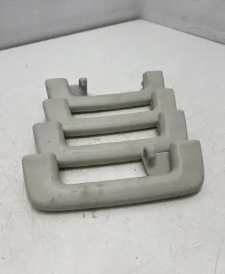 Ford Mondeo MK V A set of handles for the ceiling DS73A045B14A