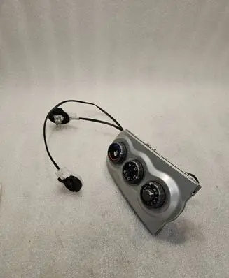 Toyota Yaris Climate control unit 554060D190