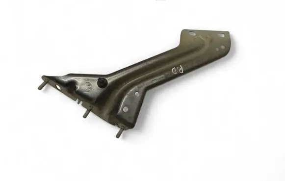 Audi Q5 SQ5 Fender mounting bracket 8R0821136