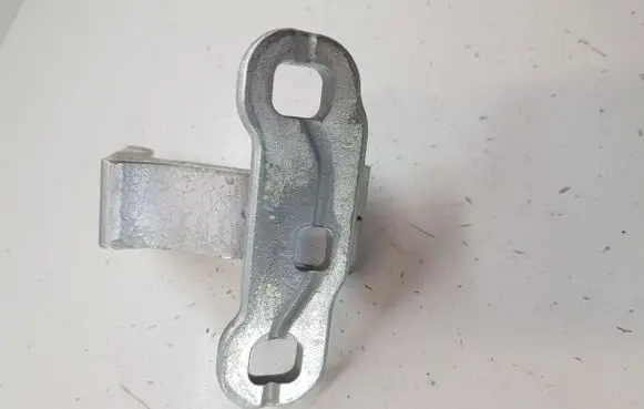 Volvo S90, V90 Rear door lower hinge 31371587