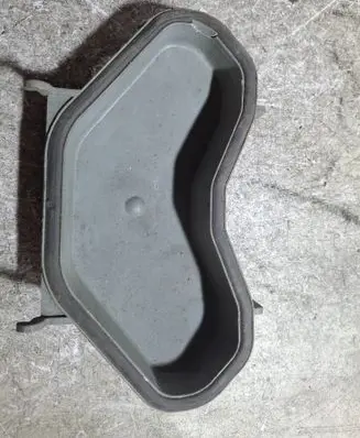 Ford Mondeo MK II Headlight/headlamp dust cover 1305219078