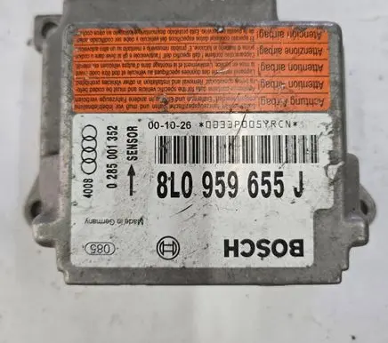 Audi A3 S3 A3 Sportback 8P Airbag control unit/module 8L0959655J
