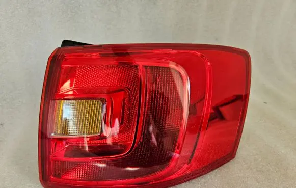 Volkswagen Jetta VI Rear/tail lights 5C6945096