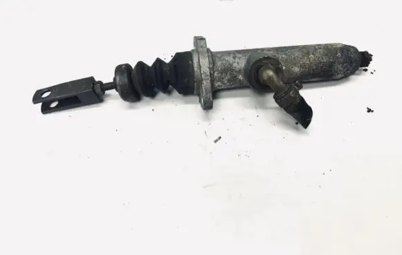 Audi 80 90 B3 Clutch master cylinder 893721401b