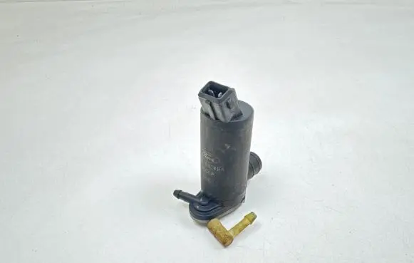 Ford Fusion Windscreen/windshield washer pump 2S6T17K624BA