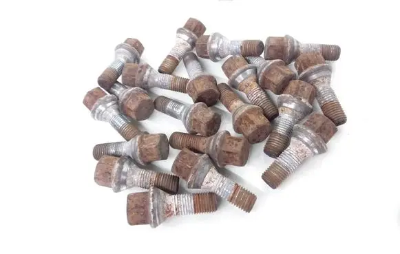 BMW 1 E81 E87 Nuts/bolts 