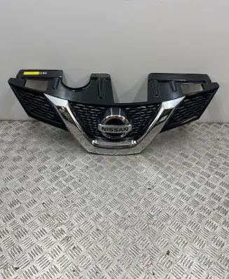 Front bumper upper radiator grill