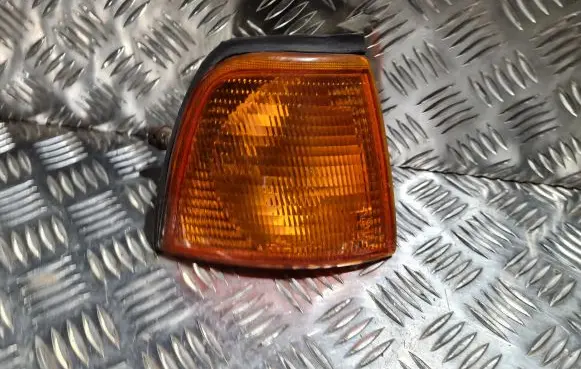 Audi 80 90 B3 Front indicator light