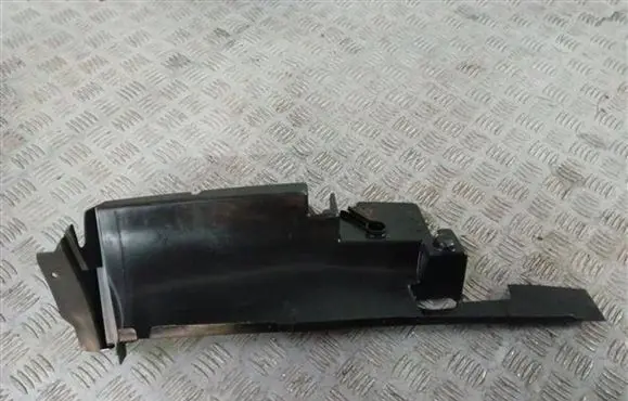 Jeep Cherokee Intake resonator M144810D 11617