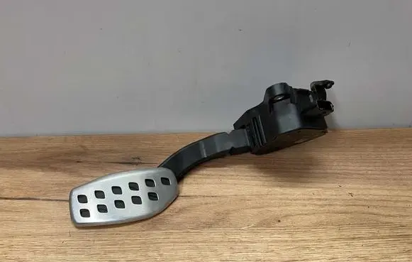 Renault Austral Accelerator throttle pedal 180023024R