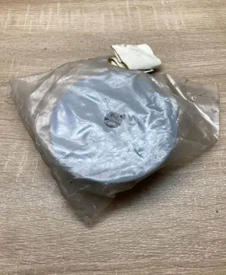 Renault Clio I Fuel tank cap trim 7701034834