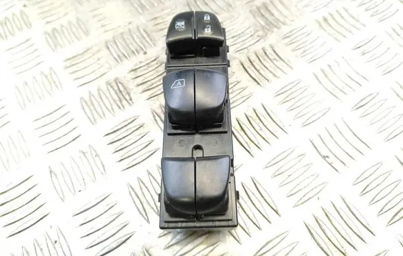 Nissan Juke I F15 Electric window control switch 264011KA0A 0981 911EB03