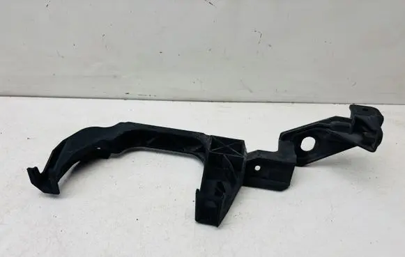 Skoda Superb B8 (3V) Front bumper mounting bracket 3V0805308