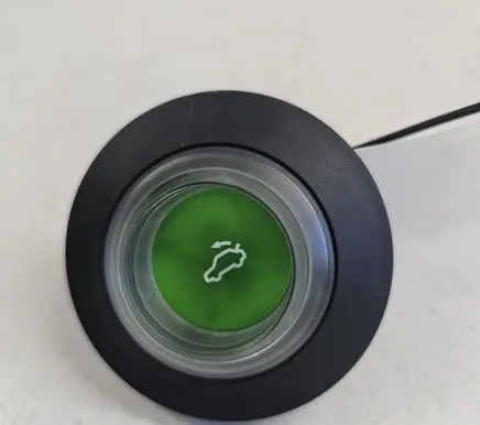 Tailgate opening switch