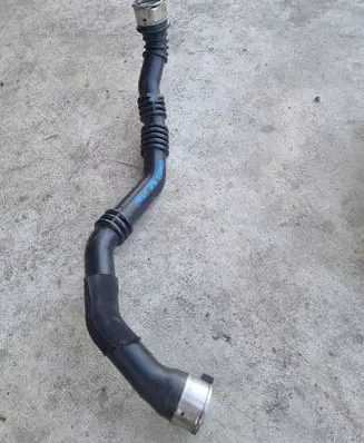 Dacia Dokker Intercooler hose/pipe 2506700006796