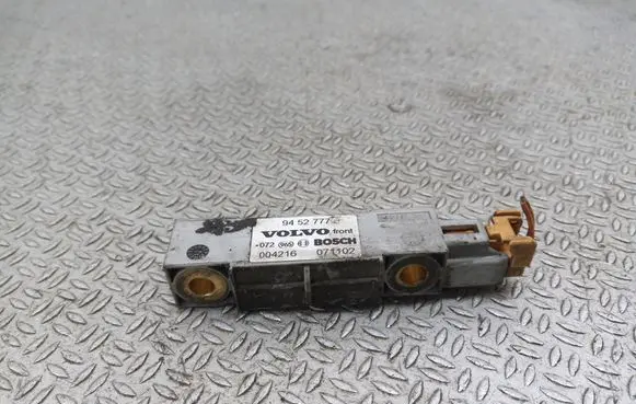 Volvo V70 Airbag deployment crash/impact sensor 9452777