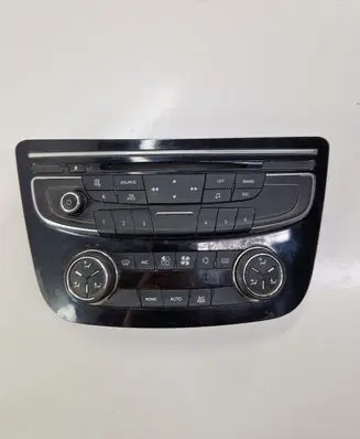 Peugeot 508 Climate control unit