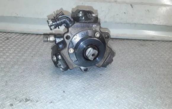 Fiat Grande Punto Fuel injection high pressure pump 0445010080 375662 46779630