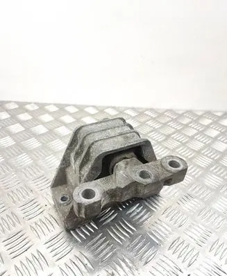 Opel Signum Engine mount bracket V04655