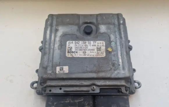 Mercedes-Benz ML W164 Engine control unit/module A6421505577