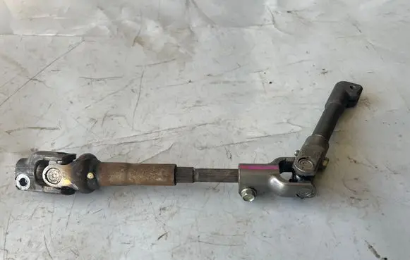 Toyota Prius (NHW20) Steering column universal joint 