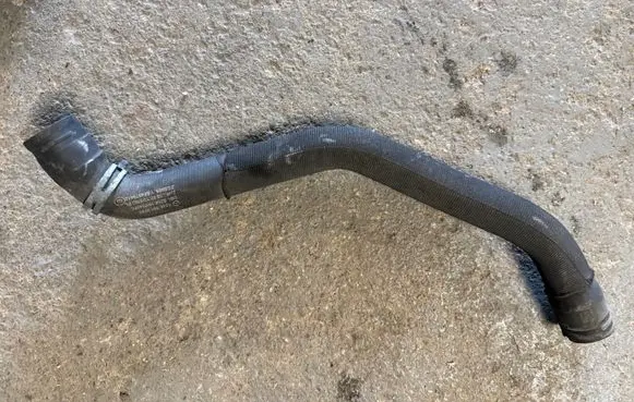 Mercedes-Benz A W176 Engine coolant pipe/hose A2465010782