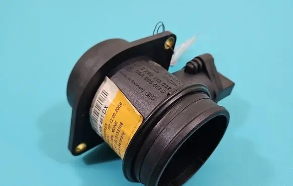 Audi A6 S6 C5 4B Mass air flow meter 0280218032 IMPRK1503943