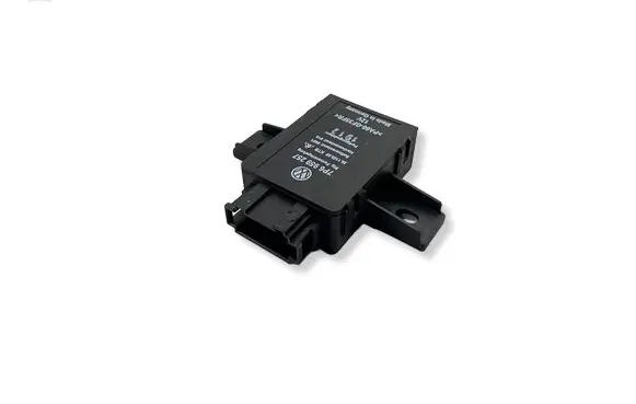 Volkswagen Touareg II Seat heating relay 7P6959257 26110000 1017