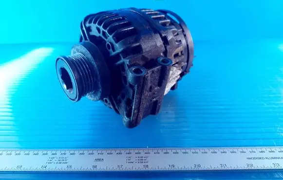 Renault Scenic I Generator/alternator 0124325031 7700434899
