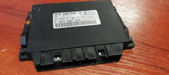 Mercedes-Benz ML W163 Parking PDC control unit/module A1635457432