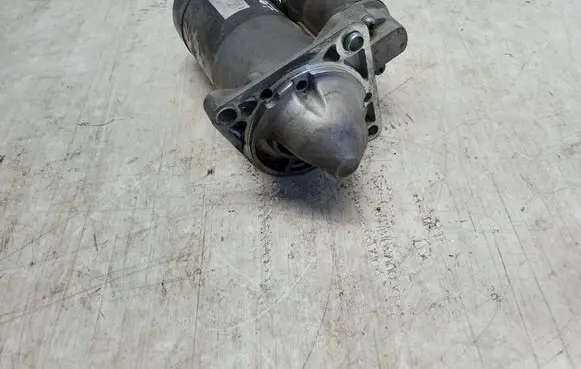 Opel Zafira B Starter motor