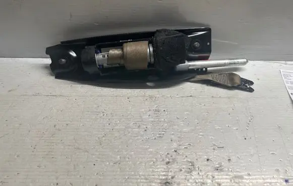 Volvo V70 Front seatbelt