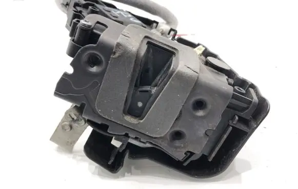 Ford Mondeo MK IV Front door lock 6M2AR21812AC