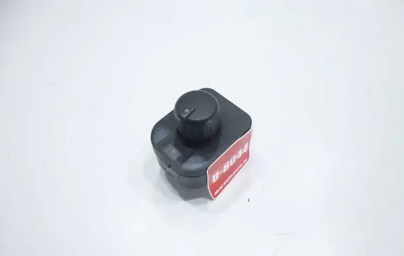 Audi A4 S4 B7 8E 8H Wing mirror switch 8E0959565