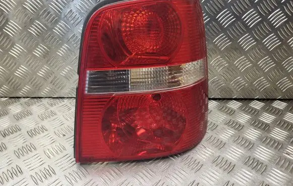 Volkswagen Touran I Rear/tail lights 1T0945258D