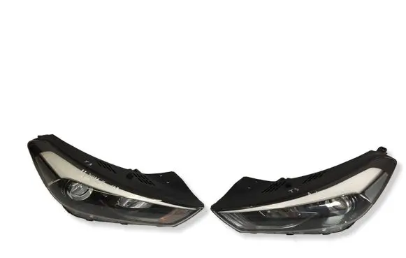 Hyundai Tucson TL Headlight/headlamp R009D10M0U9 92102D7100 R009D10W0U9