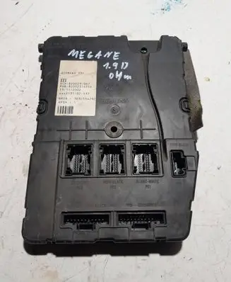 Renault Megane II Comfort/convenience module 8200292067