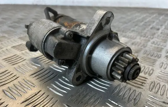 Nissan Murano Z50 Starter motor 23300CA000 M001T68681