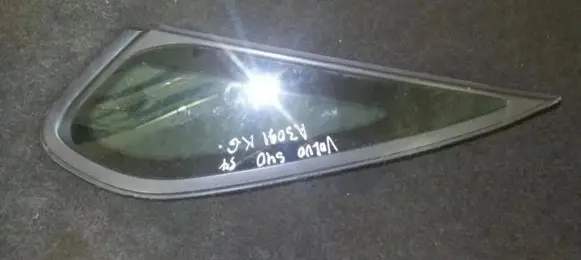 Volvo S40, V40 Rear vent window glass 43r00021 43r-00021
