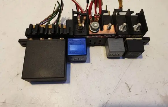 Audi A6 S6 C5 4B Other relay 8L0941822A 4B0955531D