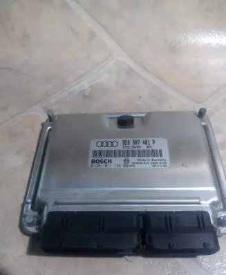 Audi A6 S6 C5 4B Engine control unit/module 8E0907401P 1039S01813 0281011136