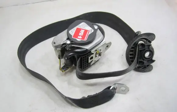 Volkswagen Golf VI Front seatbelt 1K4857705AH 10115609H 615811700