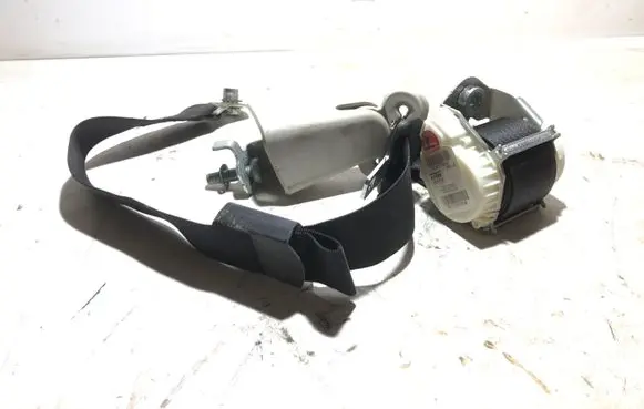 Chrysler Town u0026 Country V Third row seat belt P0ZV731X9AC