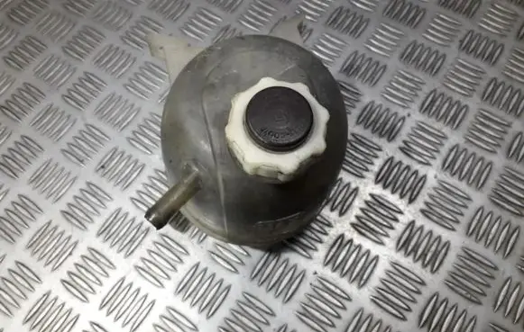 Renault Scenic I Coolant expansion tank/reservoir 7700839184e 7700839184