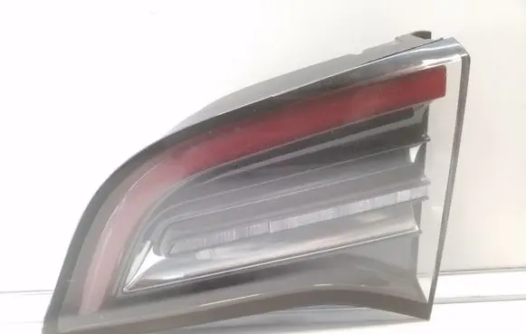 Tesla Model 3 Tailgate rear/tail lights 1077402